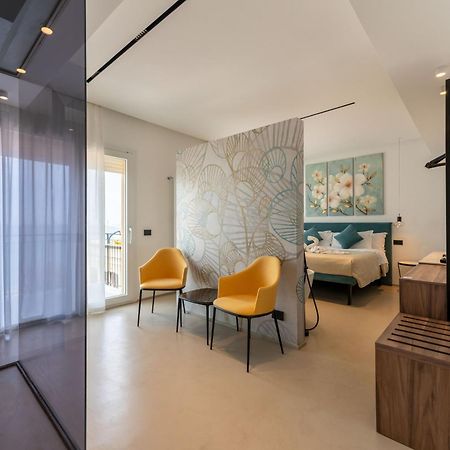 B&B Le Suites Di Costanza Cefalù Exteriér fotografie
